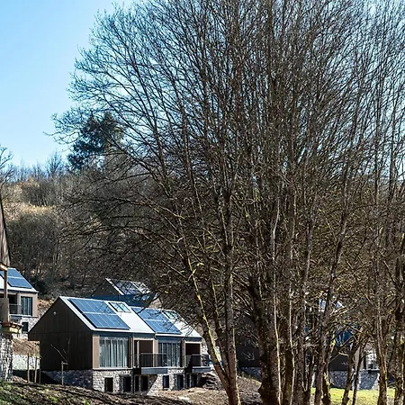 Villa Spacious Forest Retreat For Families & Friends La Roche-en-Ardenne